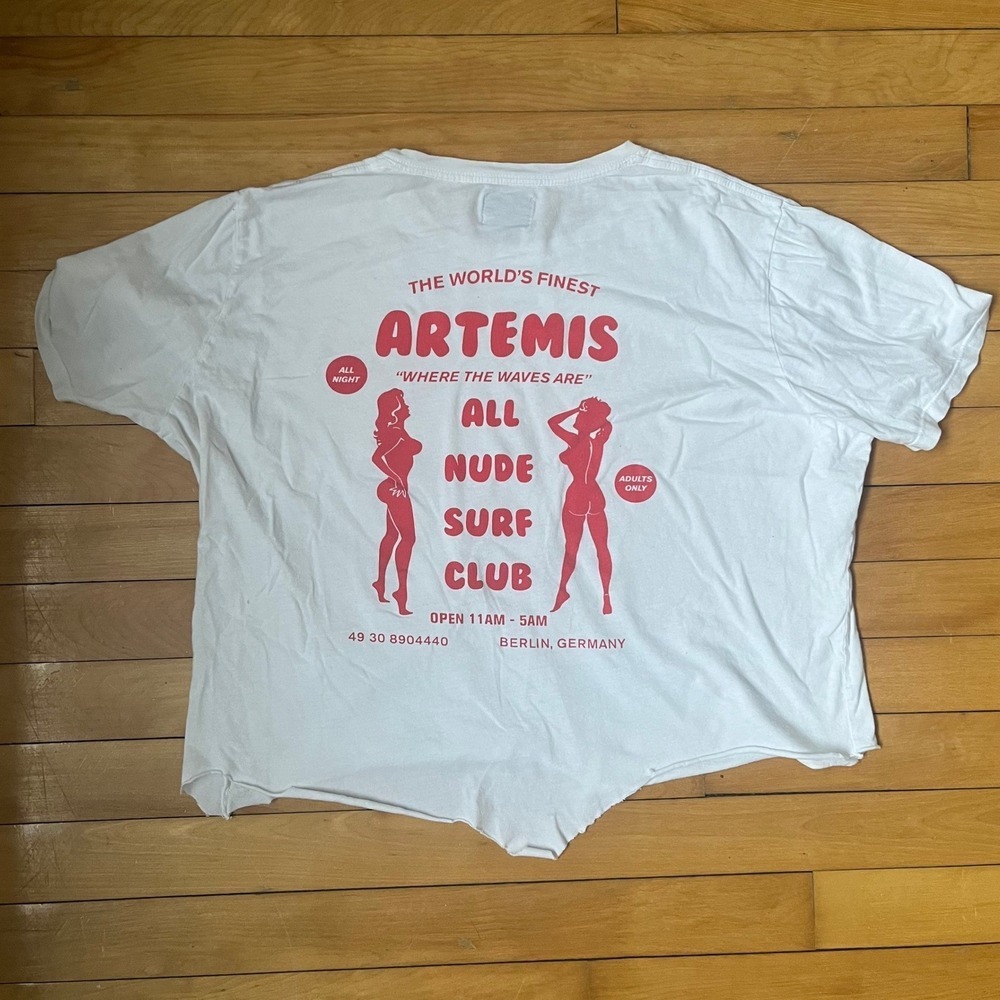 Surf Is Dead Artemis Surf Club Berlin Graphic T-Shirt White Cropped Boxy Large